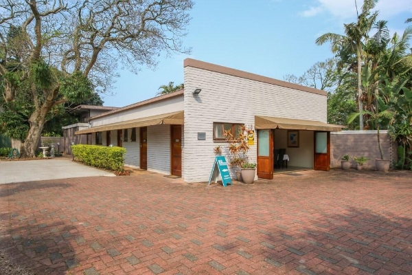 Hotel 18 Burlington B&B and Conference Venue (Newlands)